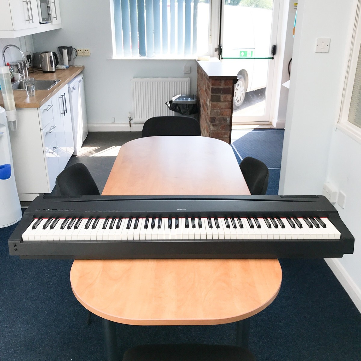 引取り限定】YAMAHA ELECTRONICPIANO P-70 電子ピアノ