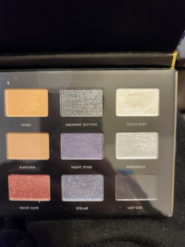 MILANI DAZE OF DISCO EYESHADOW PALETTE 12 SATIN SHIMMER 70S METALLIC GOLD SILVER - Picture 5 of 9