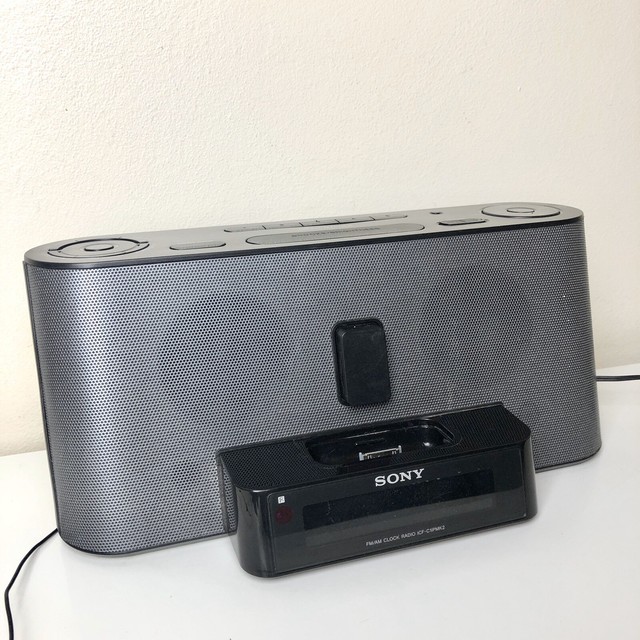 sony rechargeable lightning speaker & charging dock