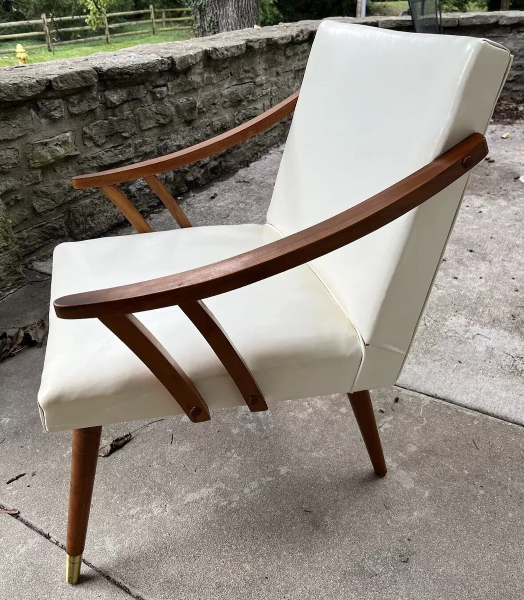 White mid century chair hot sale