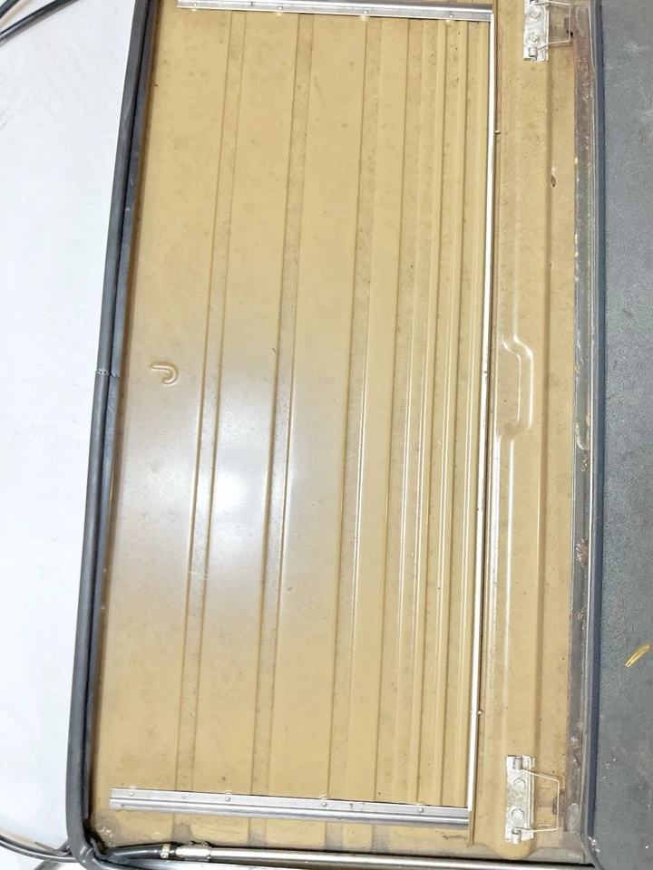 Jaguar XJ6 XJ12 1979-1992 1984 techo corredizo montaje de pista 74 k millas Foto 4 de 4