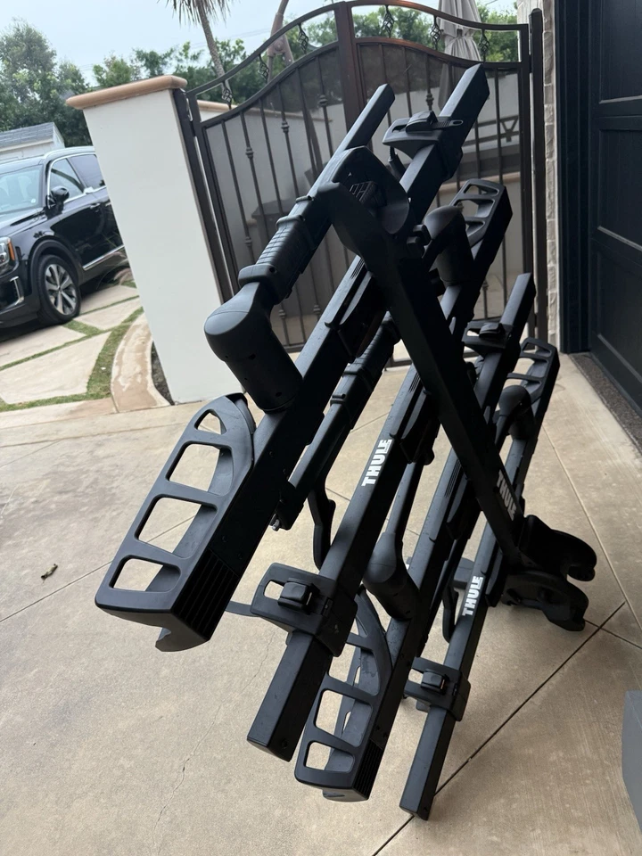THULE 4 Portabicicletas Montaje en Enganche Plegable Coche Camión Remolque Trasero Portabicicletas Foto 3 de 4