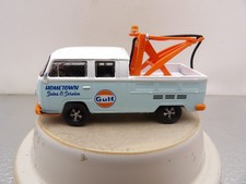 1969 VOLKSWAGEN TYPE 2 DOUBLE CAB PICK-UP    2022 GREENLIGHT CLUB V-DUB     1:64