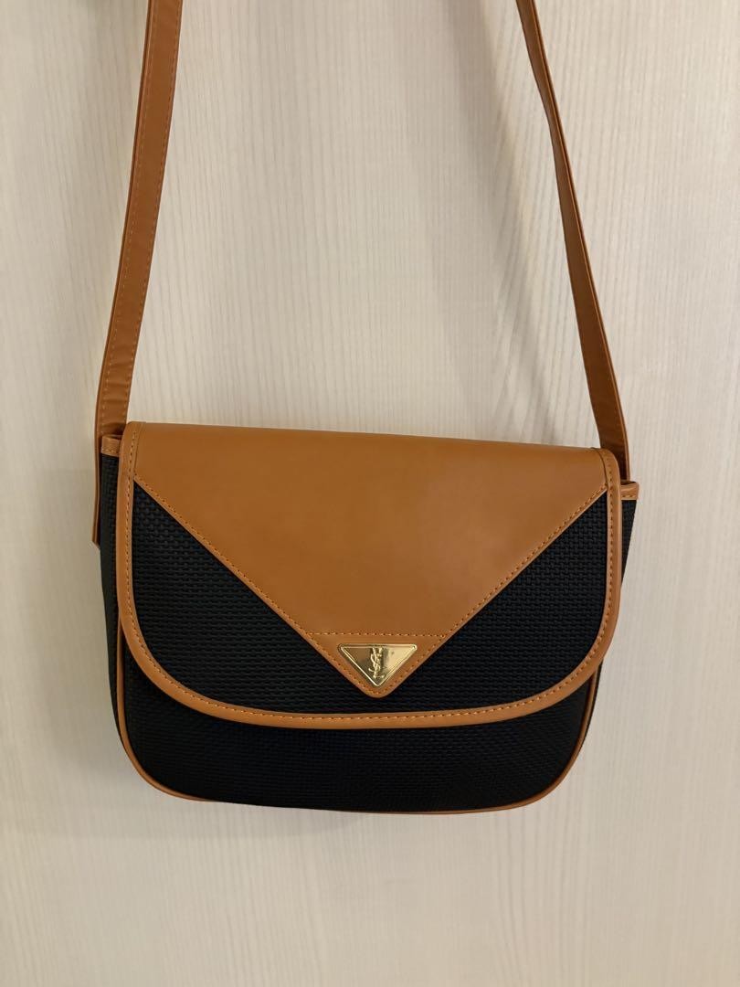 SAINT LAURENT Bellissima borsa a tracolla YSL con placca logo triangolo colore marrone e nero