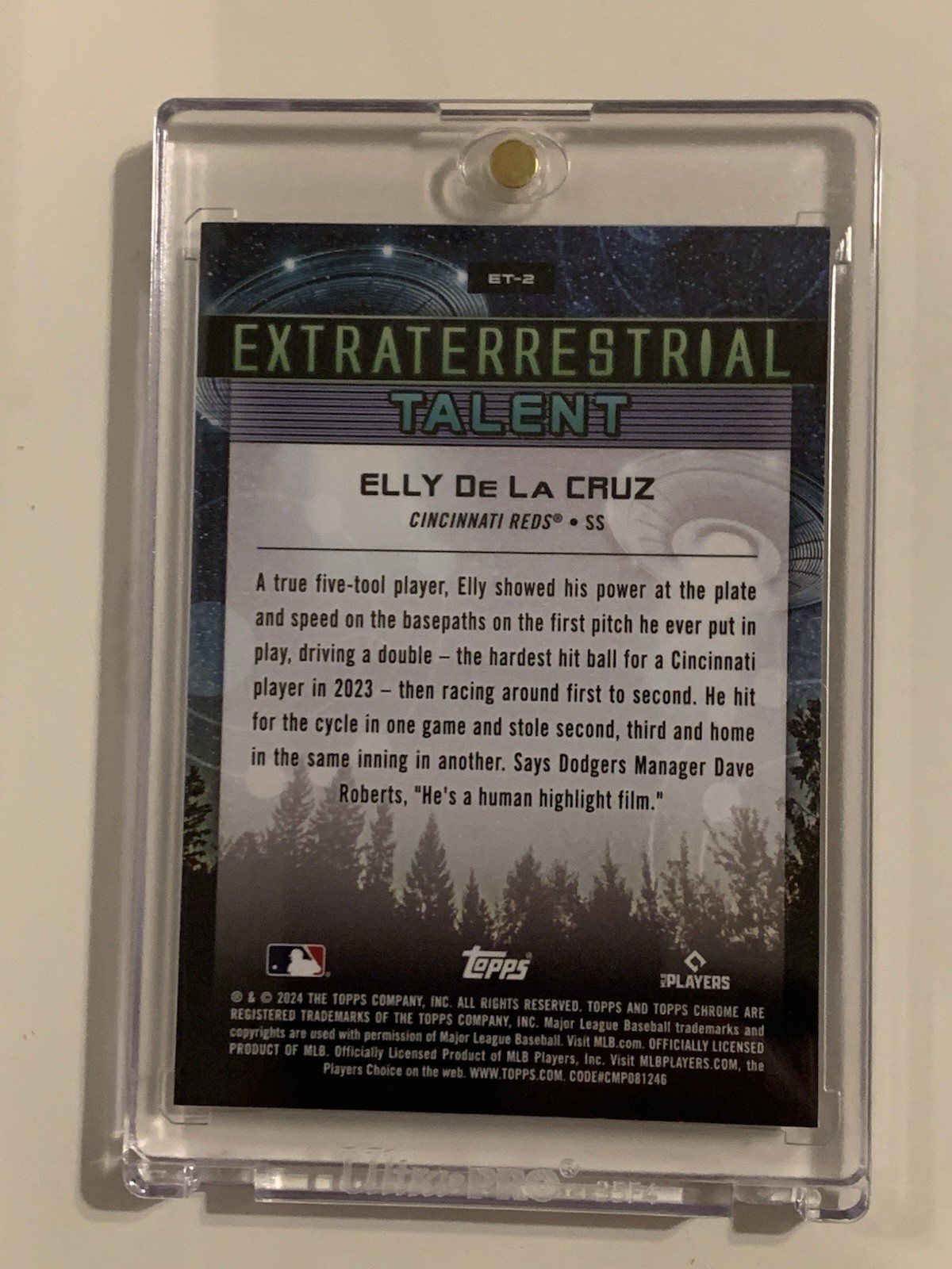 2024 Topps Chrome Cosmic Baseball Elly De La Cruz RC Green Sparkle 54/75 view 2