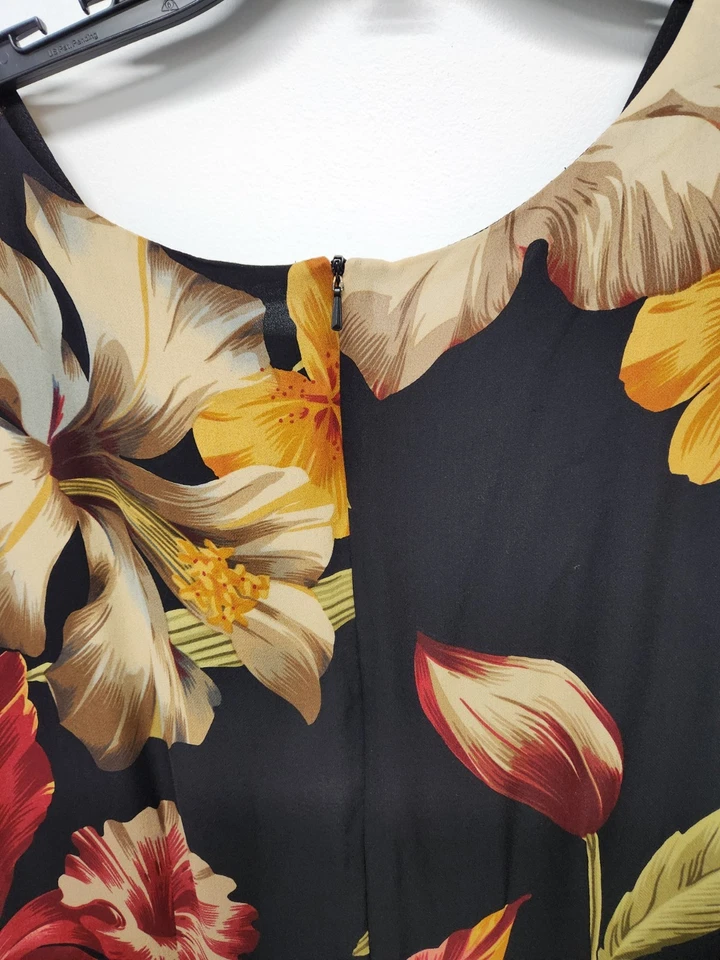 Винтажное шелковое женское платье миди Carol Anderson из 100% шелка с цветочным рисунком, размер средний, черное - Изображение 3 из 4