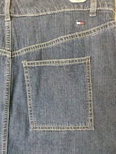 Tommy Hilfiger women's 6 denim skirt zip dark wash 4 pockets logo