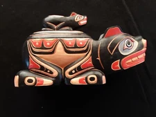 NORTHWEST COAST CLASSIC DESIGN, " BEAR"  CEREMONIAL WOODEN BOWL, WY-1124*07683