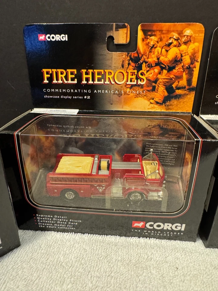 Corgi Fire Heroes Lot of 4 Ford Pumper Trucks New in Box x4 - Image 3 of 4