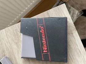 USA Nintendo NES Dr. Mario Cart + Original Nintendo Dust Sleeve *USA VERSION*