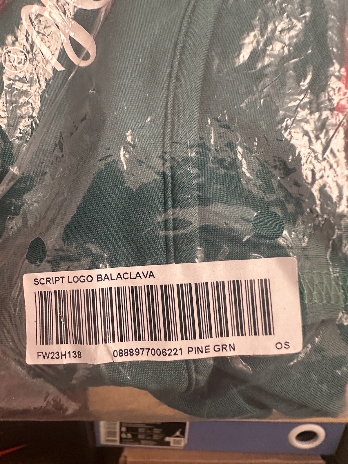 Supreme Script Lightweight Balaclava Pine Green FW23 Supreme New York 2023 New image 2