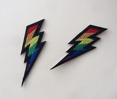 2er Set Blitz Bügelbild / Aufnähen voll bestickt Patch Applikationen Abzeichen