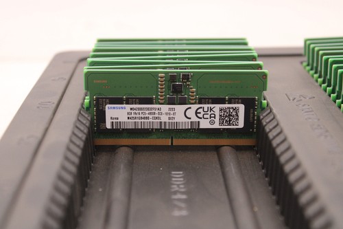 Samsung 8GB PC5-38400 DDR5 4800 MHz SO-DIMM RAM (M425R1GB4BB0-CQK) - Afbeelding 2 van 2