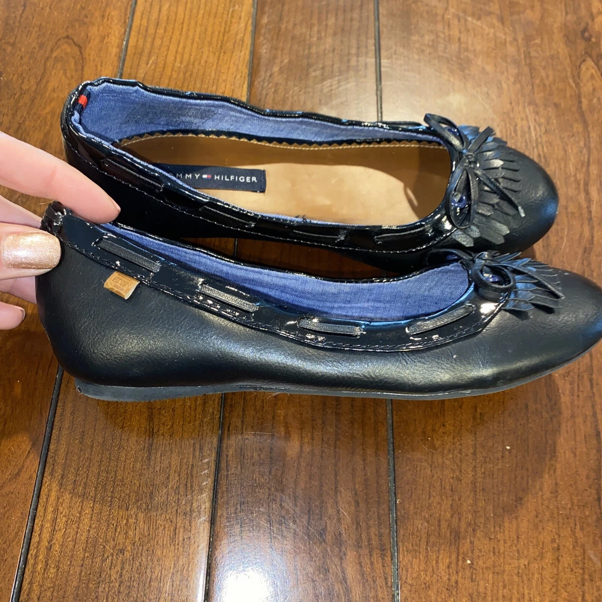 Tommy Hilfiger Girls Black Ballet Shoes Faux Leather Patent Flats Bow Sz 1
