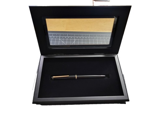 COLLECTIBLE STARS - The ultimate reference book for Montblanc pens