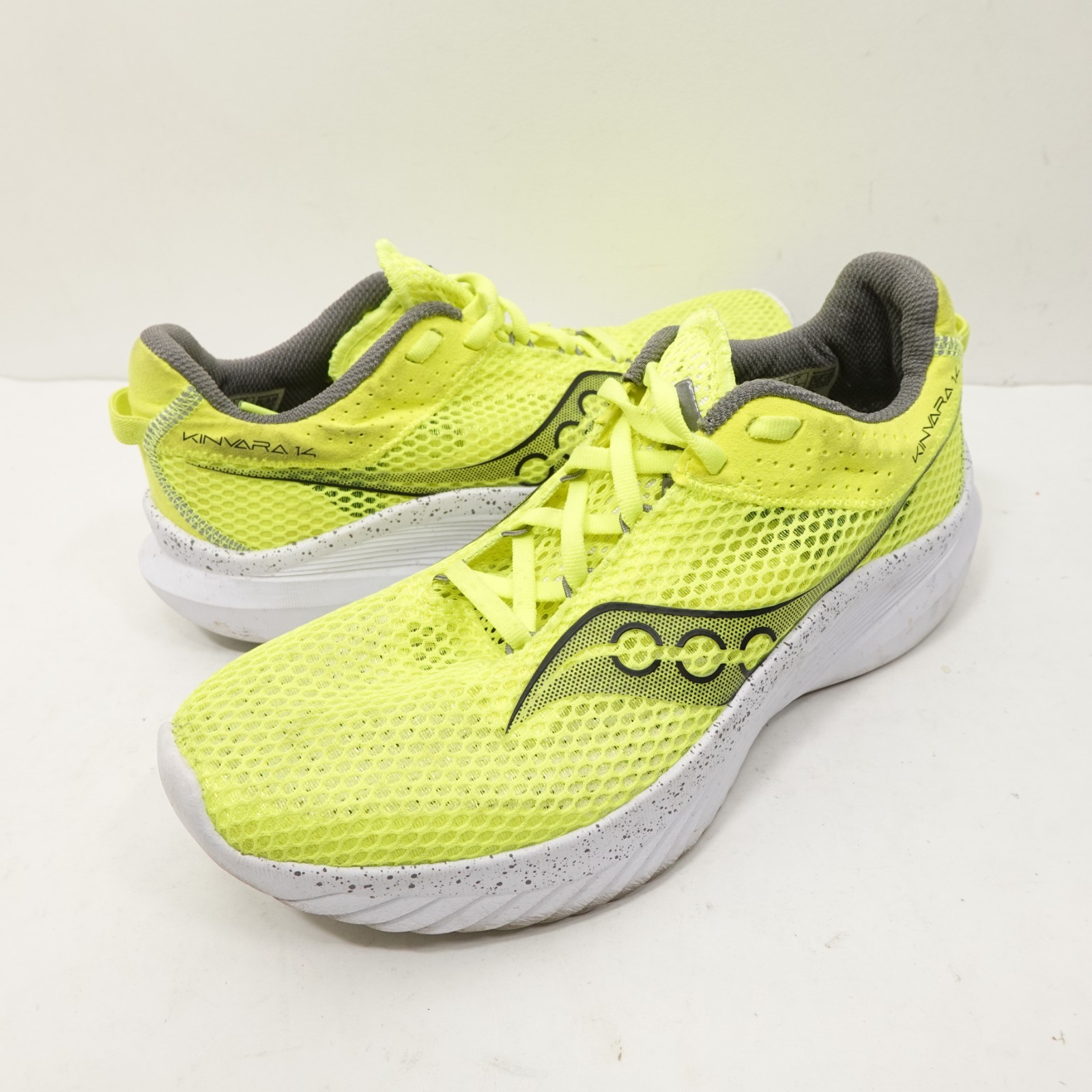 Saucony Shoes Womens Size 8 Kinvara 14 Running Sneaker Green Cushioned