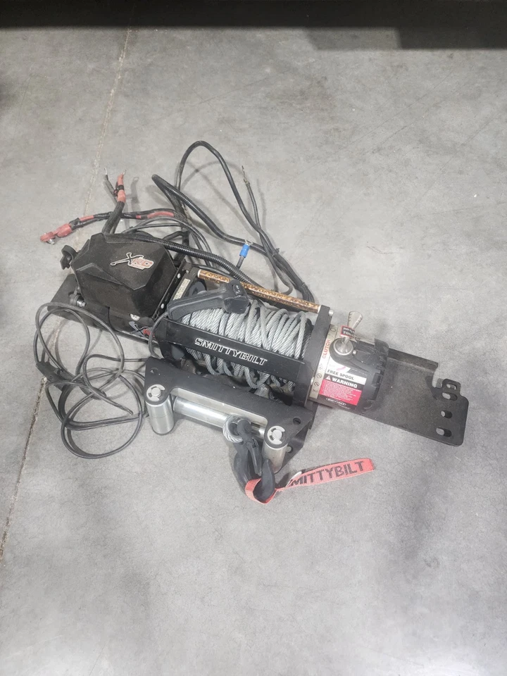 9500lb Winch. Smitty Built brand,  new condition, with controller.  - Image 4 of 4