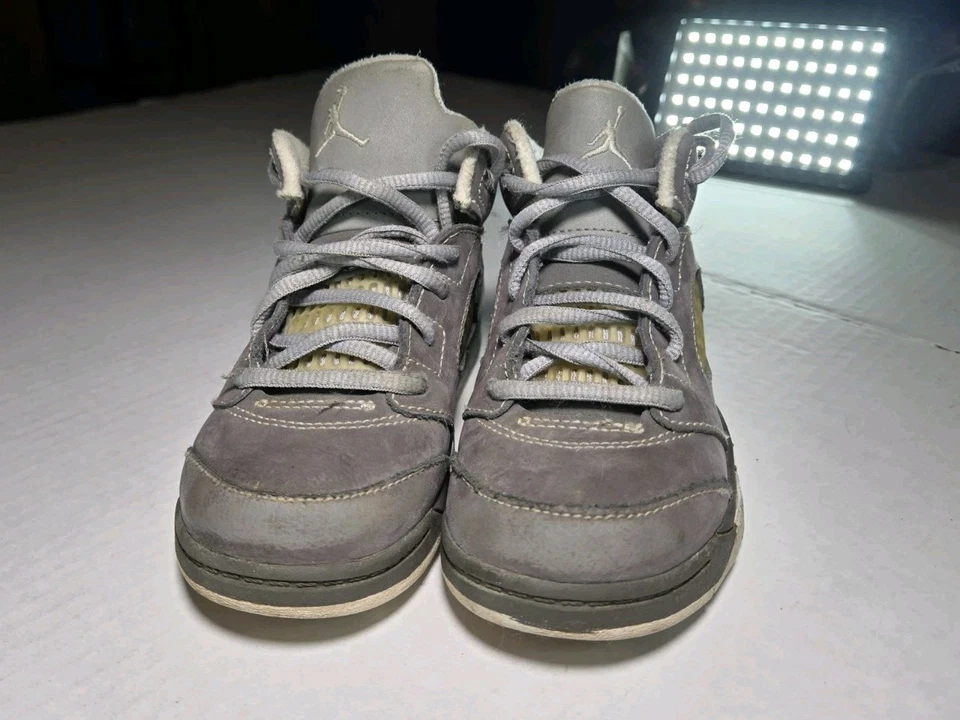 Jordan 5 Retro TD Wolf Gris 2011 Talla 9c Usado 440890-005 Foto 2 de 4