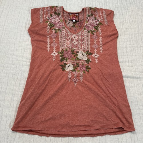 Johnny Was Size Small Shirt Embroidered V Neck Floral T Shirt Top - Picture 1 of 7