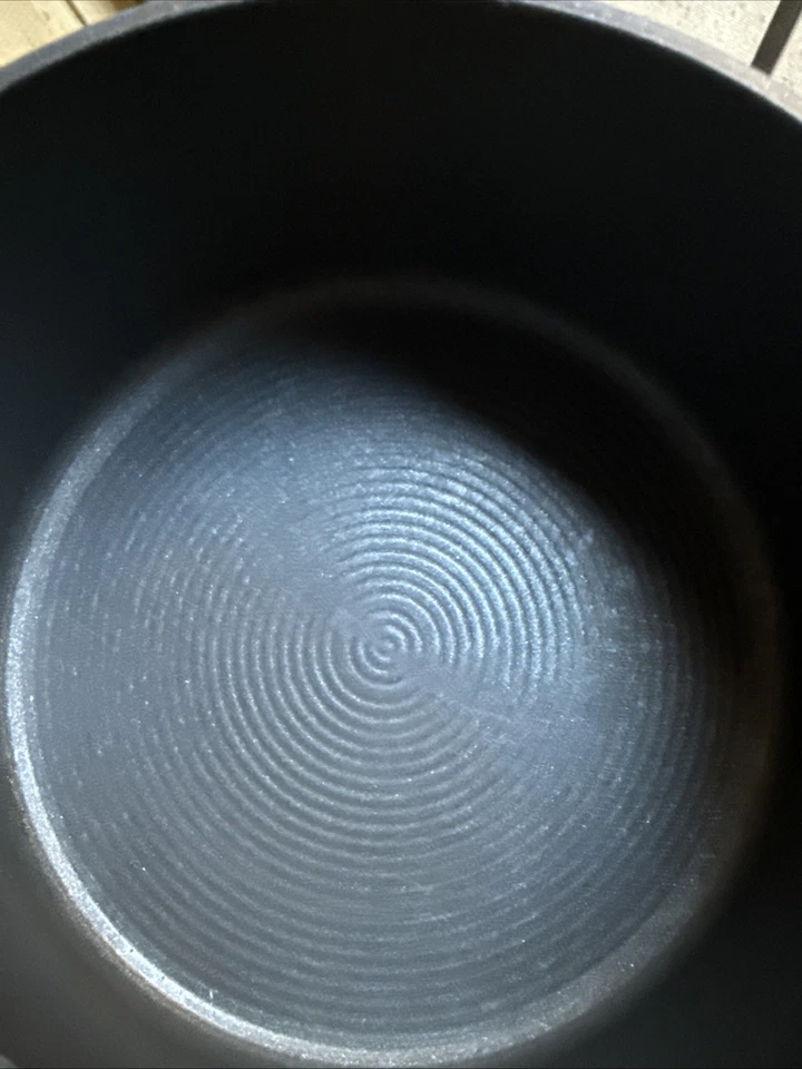 Circulon #4768427 Hi-Low System 1 QT. Non-Stick Saucepan Pot with Lid Meyer - Image 4 of 4