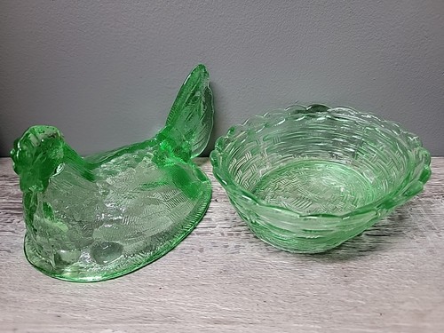 Green Depression Style Glass Hen on Nest Chicken Candy Dish, Vintage Kitchenware - Picture 5 of 5
