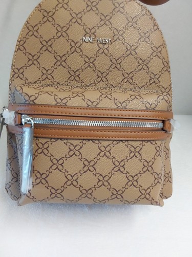 Nine West Vander Medium Rucksack/Geldbörse Mokka Logo Neu mit Etikett! - Bild 5 von 5