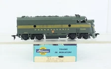 HO Scale Athearn 3007 Pennsylvania F7A Dummy Unpowered Diesel