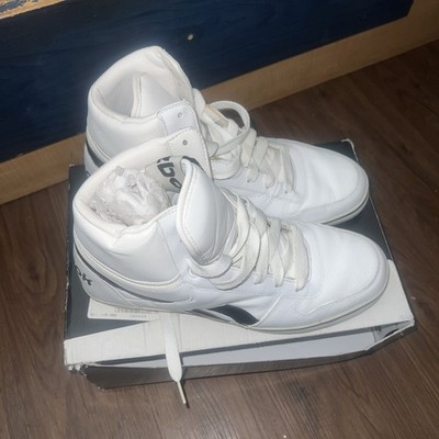 NWOT Reebok Womens Club High Sneakers Shoes White Black GZ2288 Size 9 Never Worn