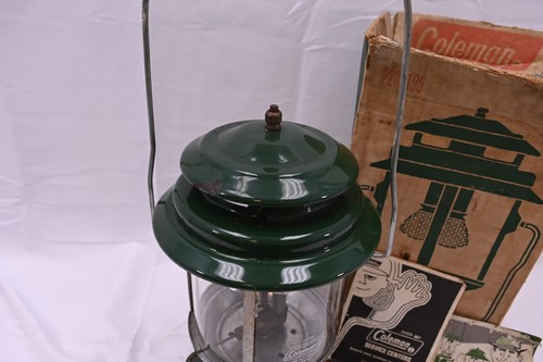 Coleman Model 220F 1971 W/ Original box and paperwork!! - Picture 3 of 7