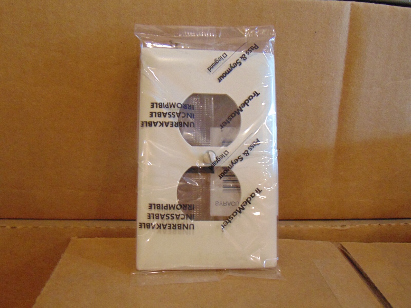 Cover Dual Receptacle Unbreakable Nylon Light Almond
