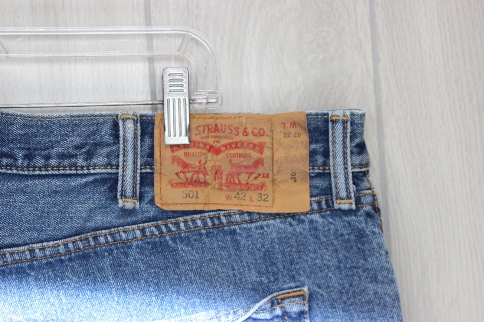 Vintage Levis 501 Denim Jeans Mens 42x32 Button F… - image 4