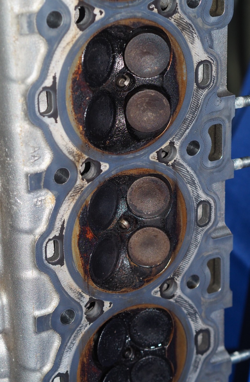 2010-2014 Aston Martin Rapide AM11 6.0 V12 Right Engine Cylinder Head Nice W/Cam