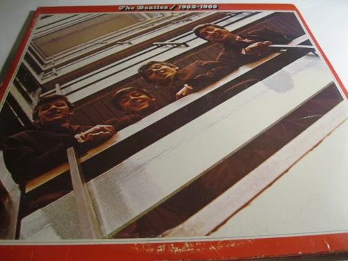 33 RPM Record - The Beatles - 1962-1966 - Two Records - 1973 - Free Shipping