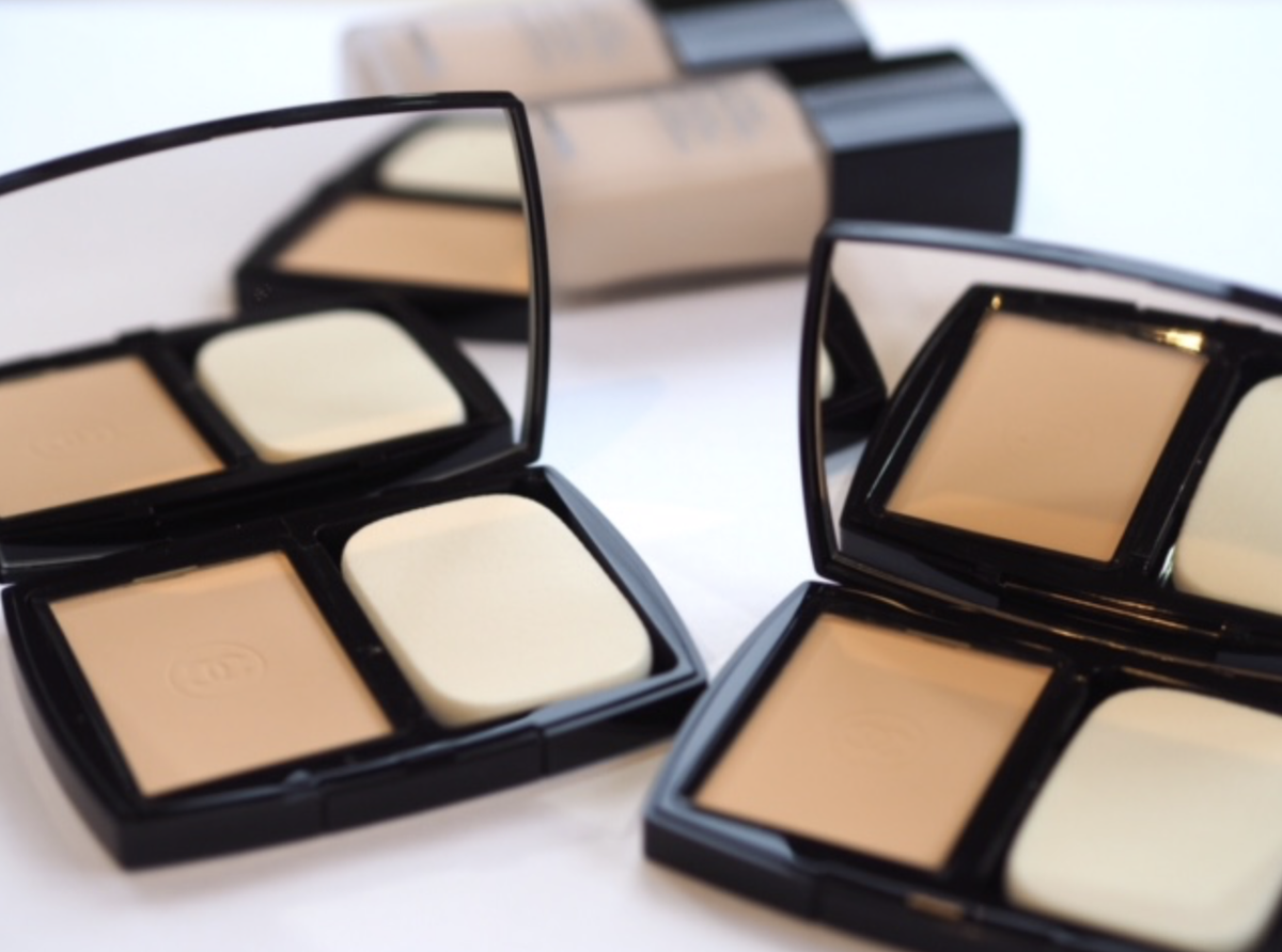 Chanel Double Perfection Lumiere Flawless Sunscreen Powder Makeup