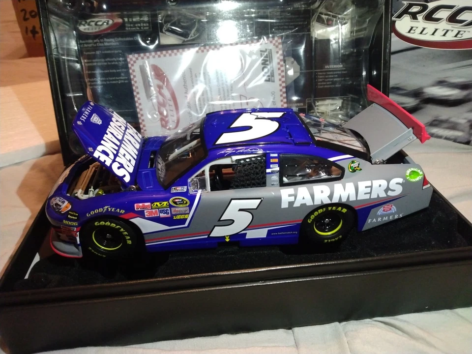 Kasey Kahne #5 Farmer's Insurance 2012 Impala Elite 1:24 Lionel 1 Of 400. (034) - Image 2 of 4