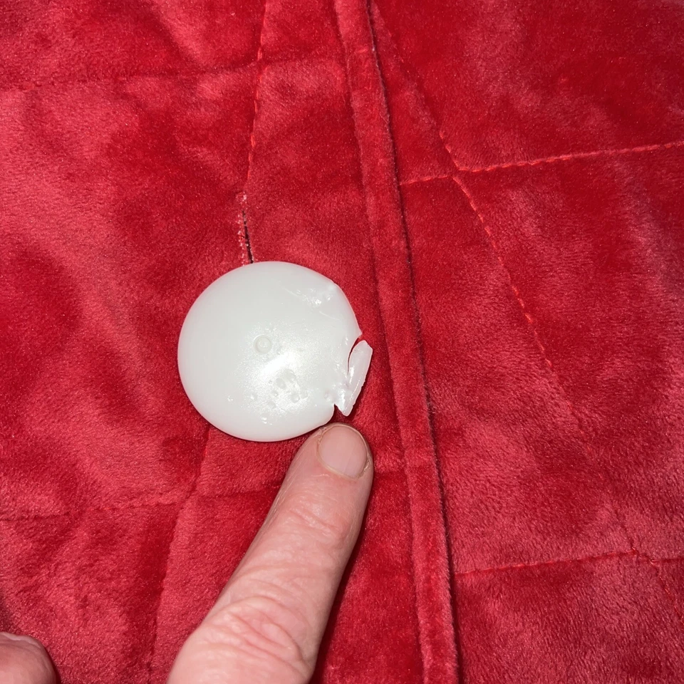 DISNEY MICKEY AND MINNIE 2014 CHRISTMAS TREE SKIRT 53" Diameter - Image 4 of 4