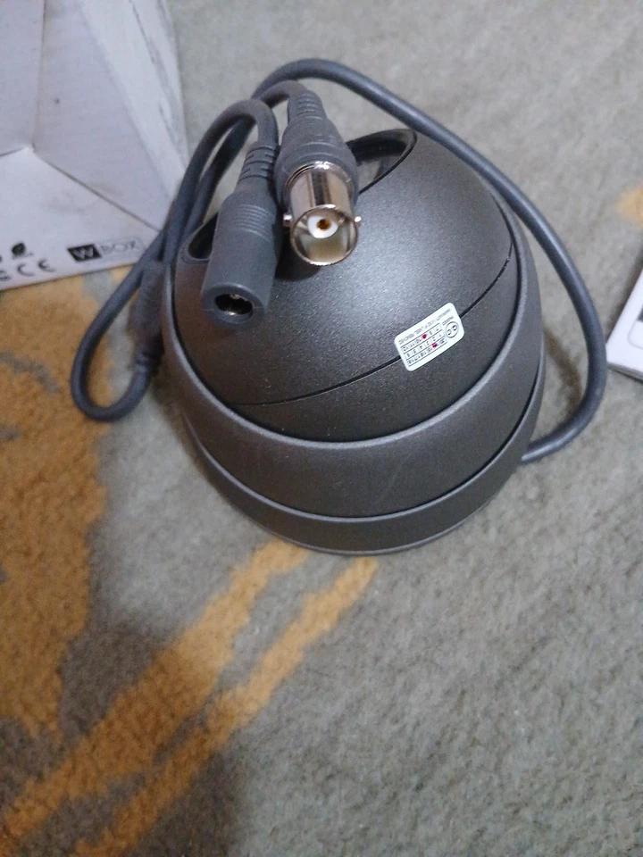 700 TVL 960H IR Vandal Dome True Day/Night Security Camera Untested for Parts - Image 3 of 4