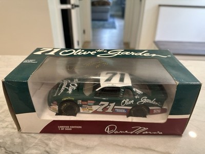 Dave Marcis 1995 Olive Garden Nascar 1/24 Diecast AUTOGRAPHED Box
