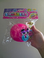 VIRAL SQUISHY ORB Curiosities SMUSHER Squish Stretch Squeeze Toy Pink Face