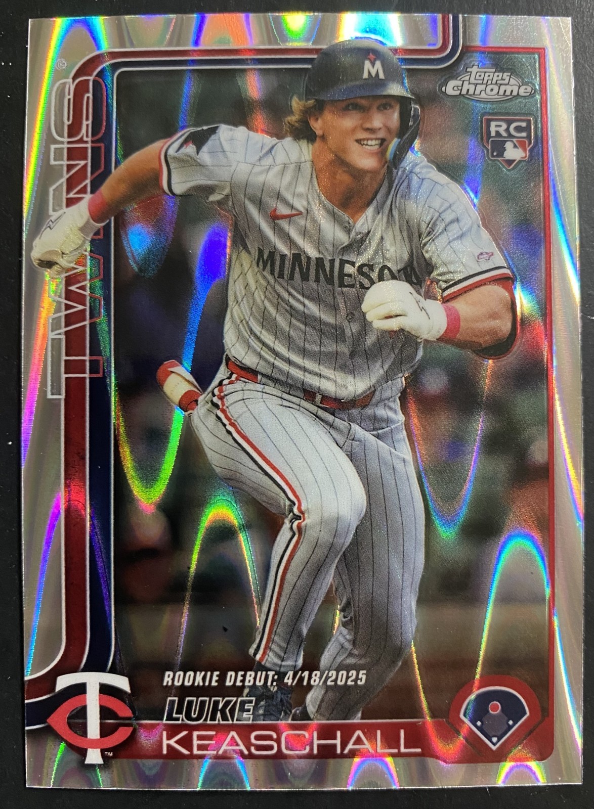 2025 Topps Chrome Update Luke Keaschall #USC134 ROOKIE RayWave Refractor