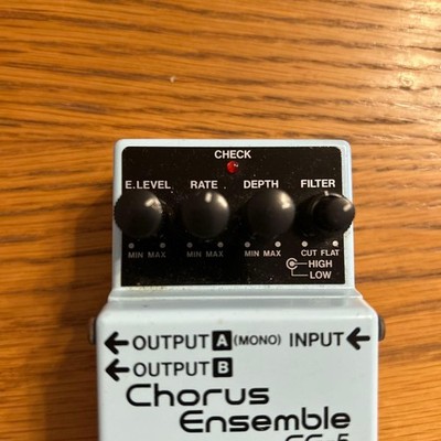 Boss CE-5 Chorus Ensemble Guitar Effect Pedal Effector