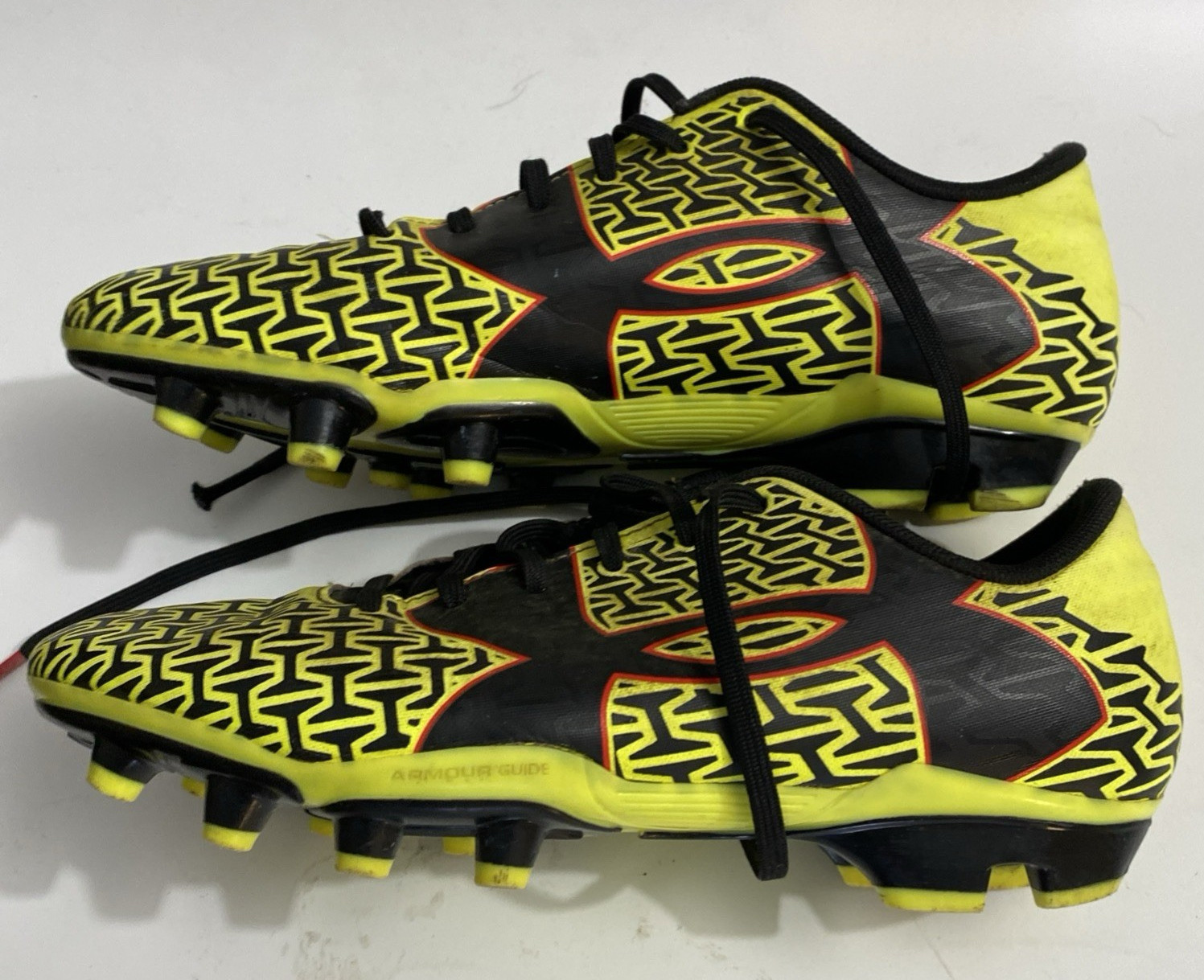 Force Under Armour Soccer  Shoe Size 6 Youth Good Condition. Black Green thumbnail 8