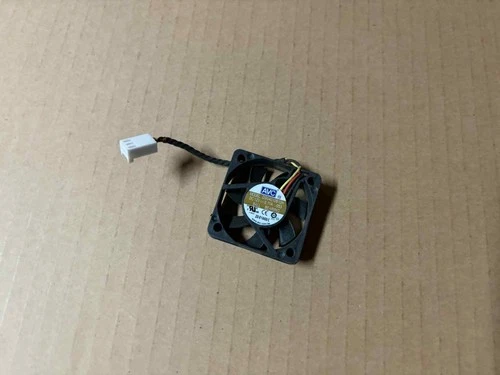 AVC DS04010B12H-026 4cm 40mm 12V 0.11A 4CM Server Fan 3pin DS04010B12H