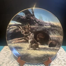 W.S. George Collector Plate The Red Wolf by Will Nelson Endangered Species 1989