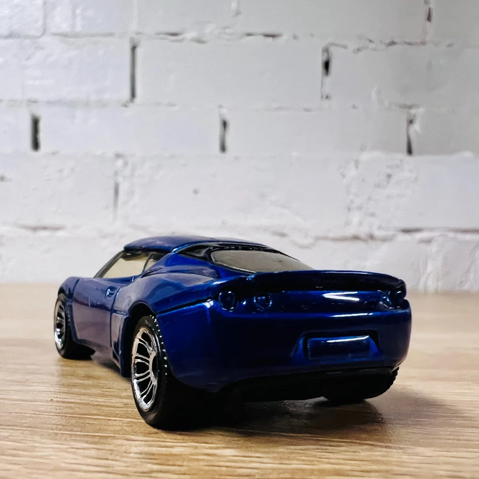 Matchbox MB750 2008 Lotus Evora Blue 2009 Sports Cars 2/13 White Interior - Image 4 of 4