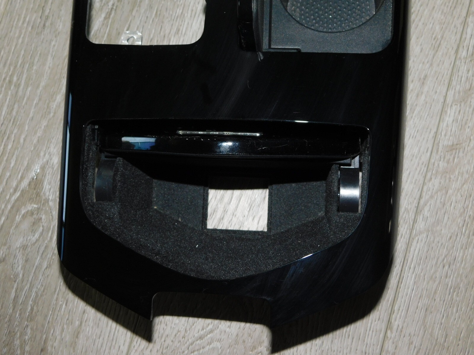 14-16 MASERATI QUATTROPORTE CENTER CONSOLE (PIANO BLACK) 