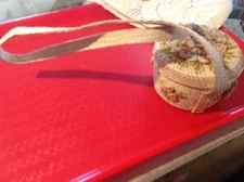 Childs Hand Made Hand Bag Vintage Made in Haiti straw ROUND  SHOLDER STRAP 