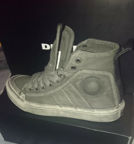 grey diesel trainers