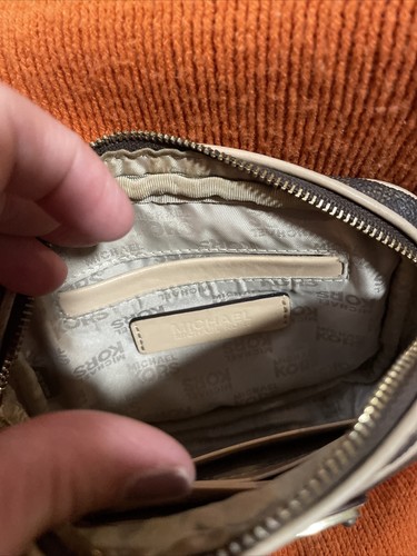 michael kors crossbody purses used - Picture 4 of 6