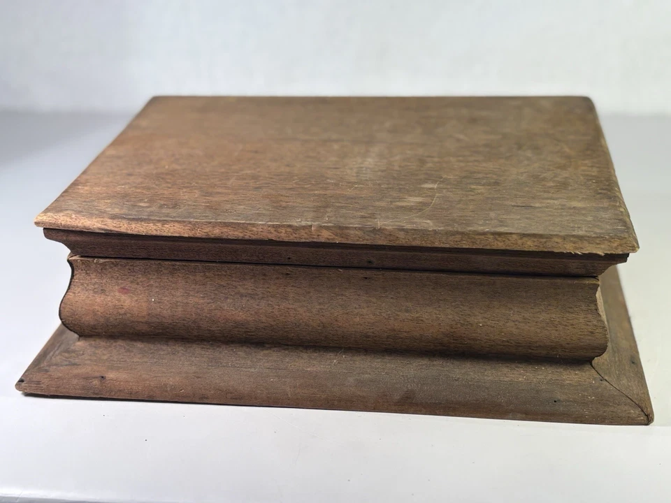 Beautiful Early Primitive Walnut Wooden Lid Storage Trinket Box Handmade 13" VTG - Image 3 of 4